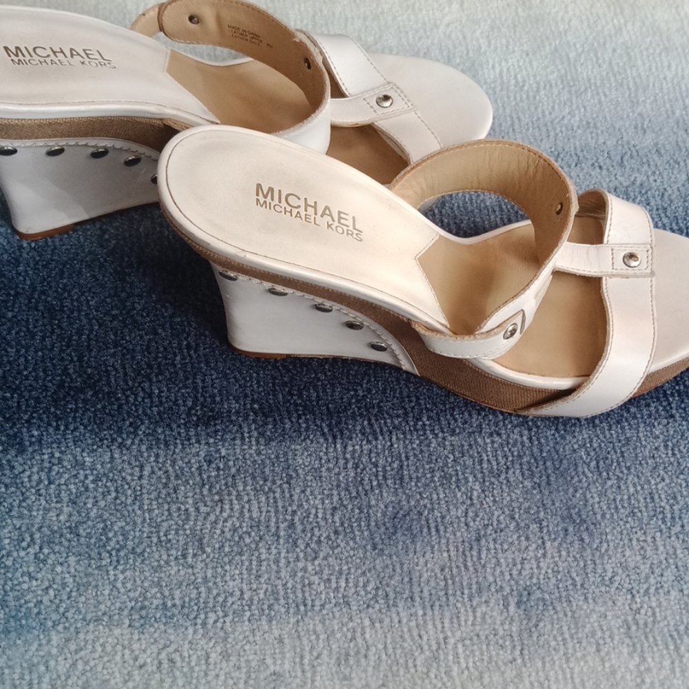 Michael Kors wedge sandals - Picture 8 of 8